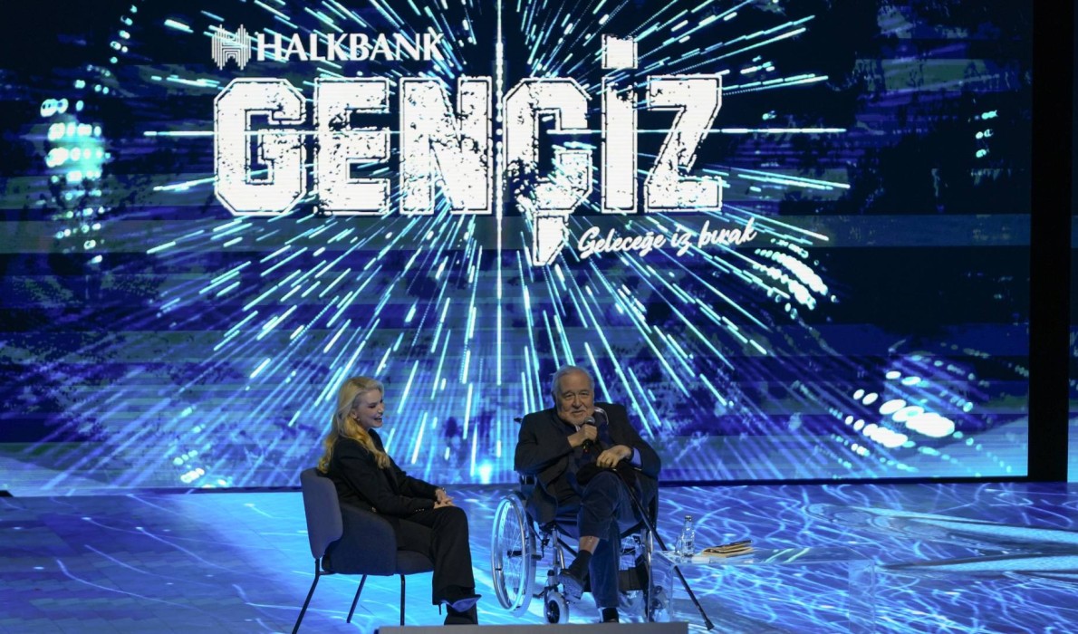 Mercedes-Benz, She’s Mentoring Programı’nın İkinci Yılını Tamamladı   