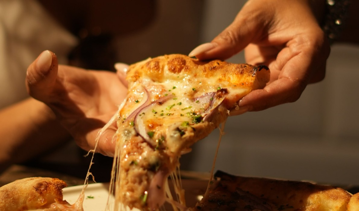 PİZZA SEVENLER DİKKAT! NİŞANTAŞI’NDA DİYET BOZMAYAN PİZZA GERÇEK OLDU