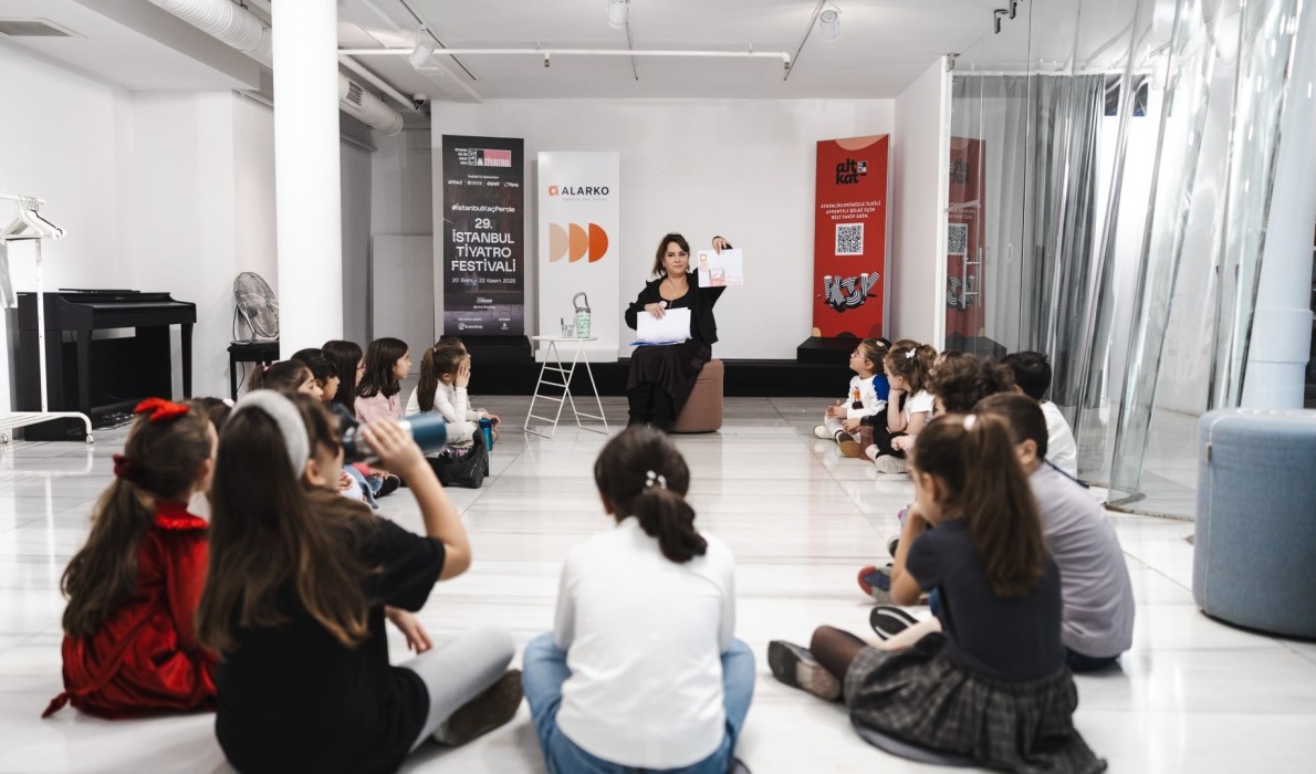 ALARKO, İKSV İŞ BİRLİĞİYLE GERÇEKLEŞTİRDİĞİ “SANATA İLK ADIM” PROJESİYLE GENÇ NESİLLERİN SANATLA BÜYÜMESİNİ HEDEFLİYOR