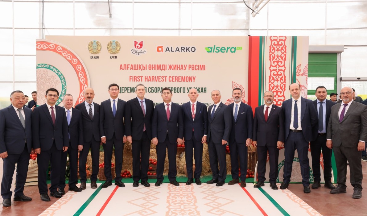 Alarko Tarım, Kazakistan’da 40 hektar kapalı alandan oluşan yeni serasının açılışını gerçekleştirdi